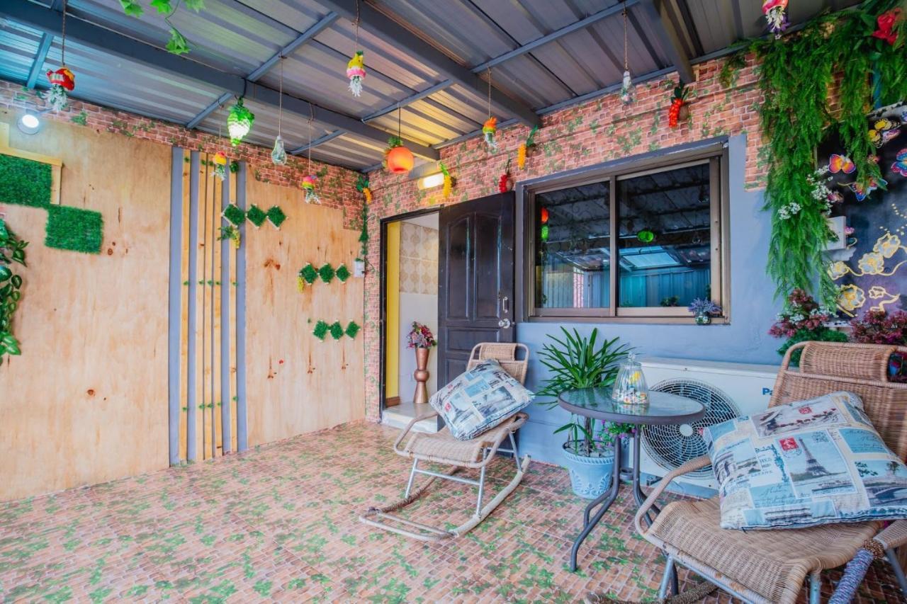 Bed and Breakfast Menulis Coolly House Patong Экстерьер фото
