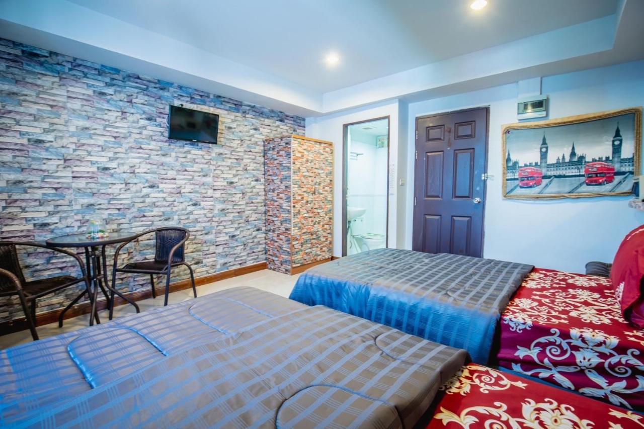 Bed and Breakfast Menulis Coolly House Patong Экстерьер фото