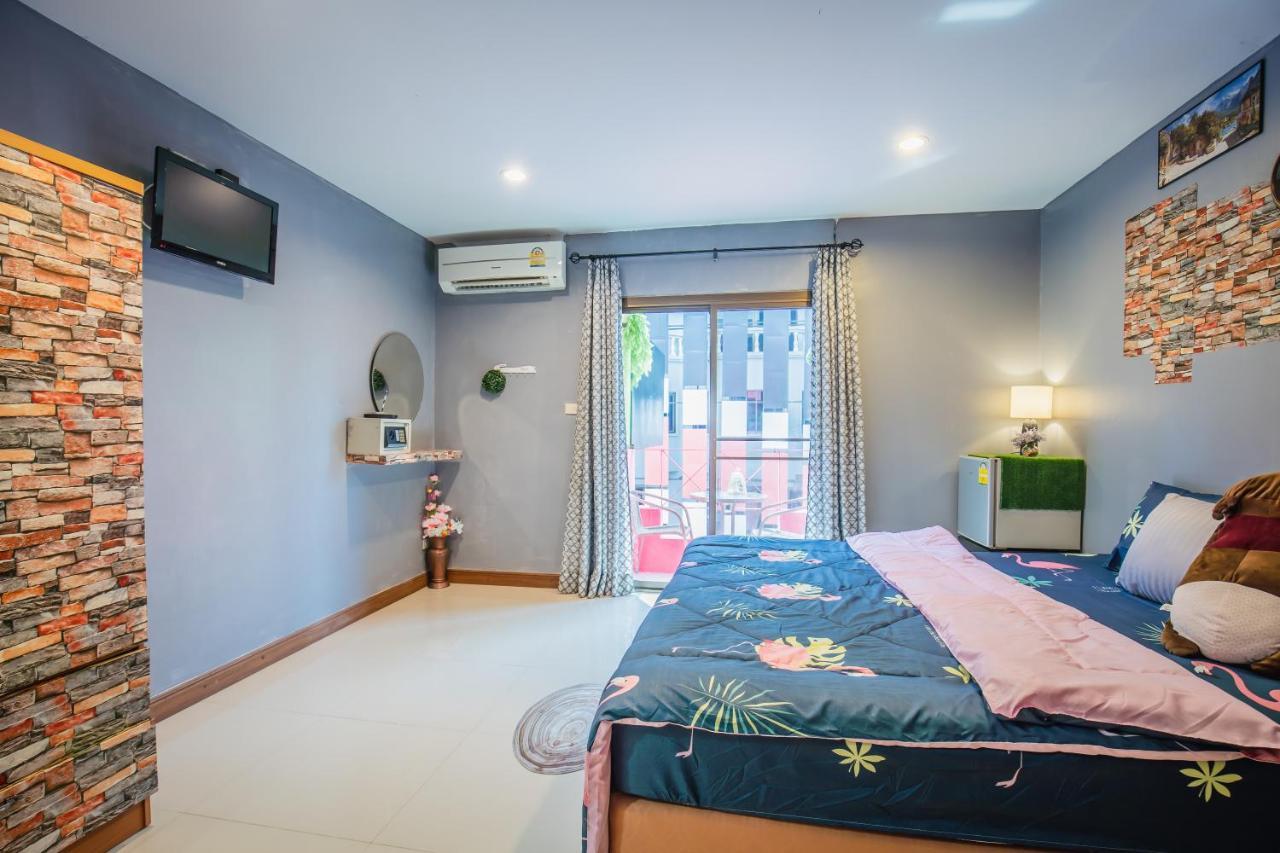 Bed and Breakfast Menulis Coolly House Patong Экстерьер фото