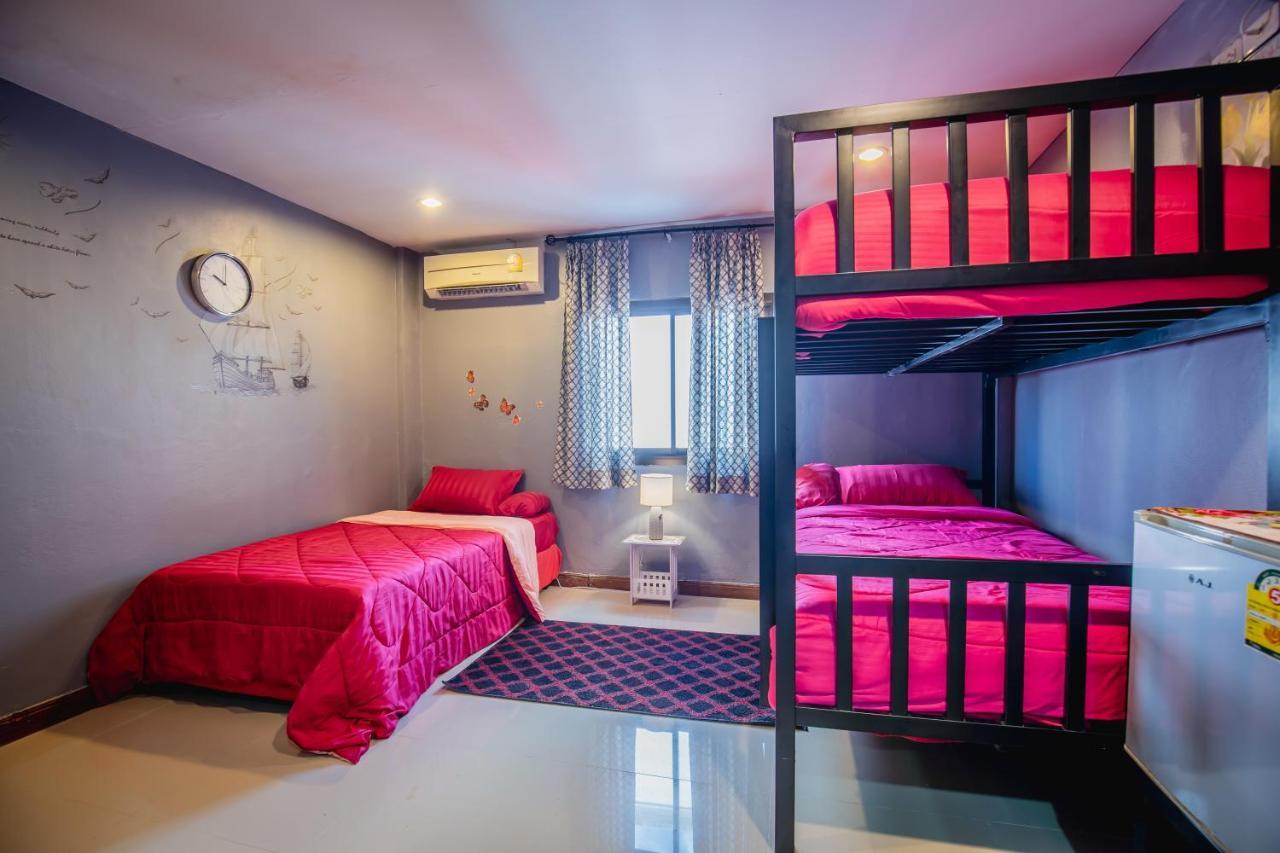 Bed and Breakfast Menulis Coolly House Patong Экстерьер фото