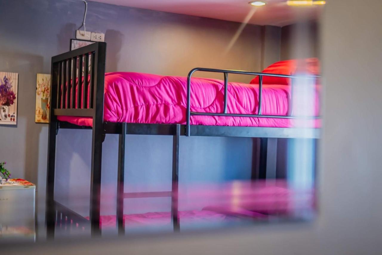 Bed and Breakfast Menulis Coolly House Patong Экстерьер фото