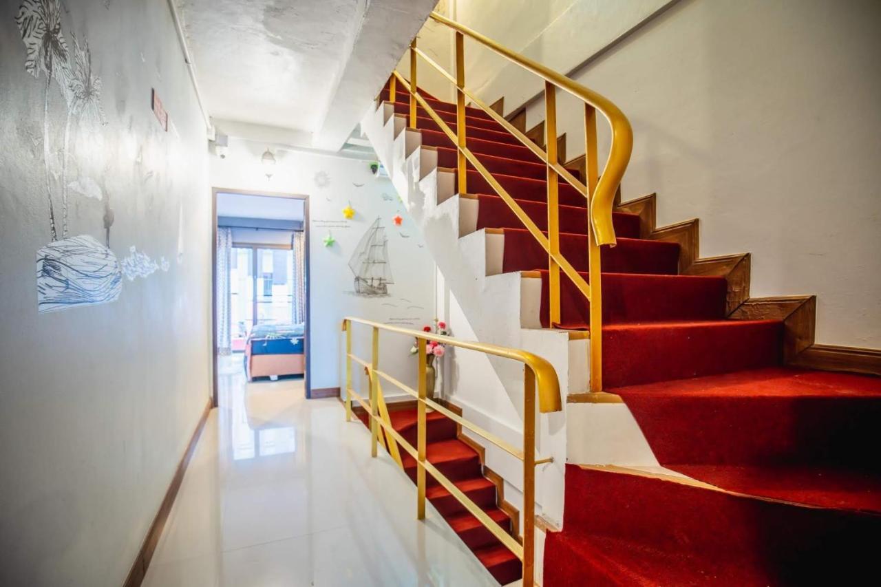 Bed and Breakfast Menulis Coolly House Patong Экстерьер фото